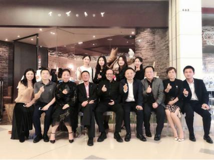 NG28：发展不止国内 企望与世界接轨